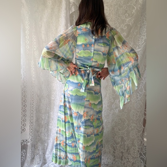 Vintage 70s Bird Print Cloudscape Maxi Dress Boho Flutter Sleeve Empire Waist - Picture 9 of 17